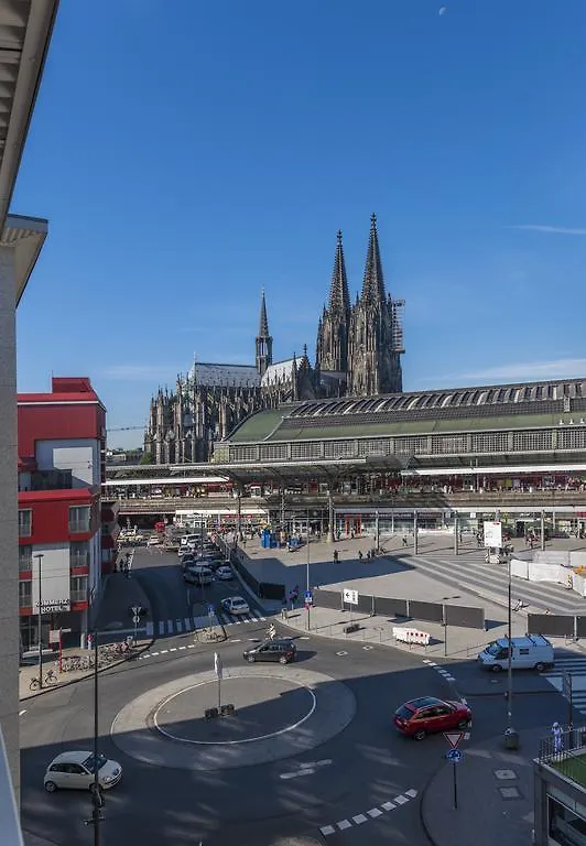 Breslauer Hof Am Dom Hotel Cologne 3*,