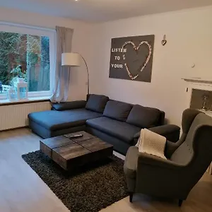 Apartment House Of Grimm Hamburg