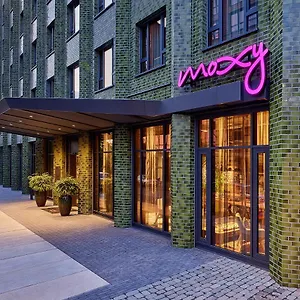 Moxy Muelheim Кёльн