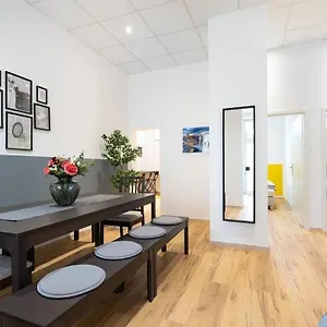 Apartment Big Near Rotkreuzplatz With 3 Bedroom For 12 Pax München