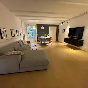Apartment The Alster Waterfront Family Hamburg