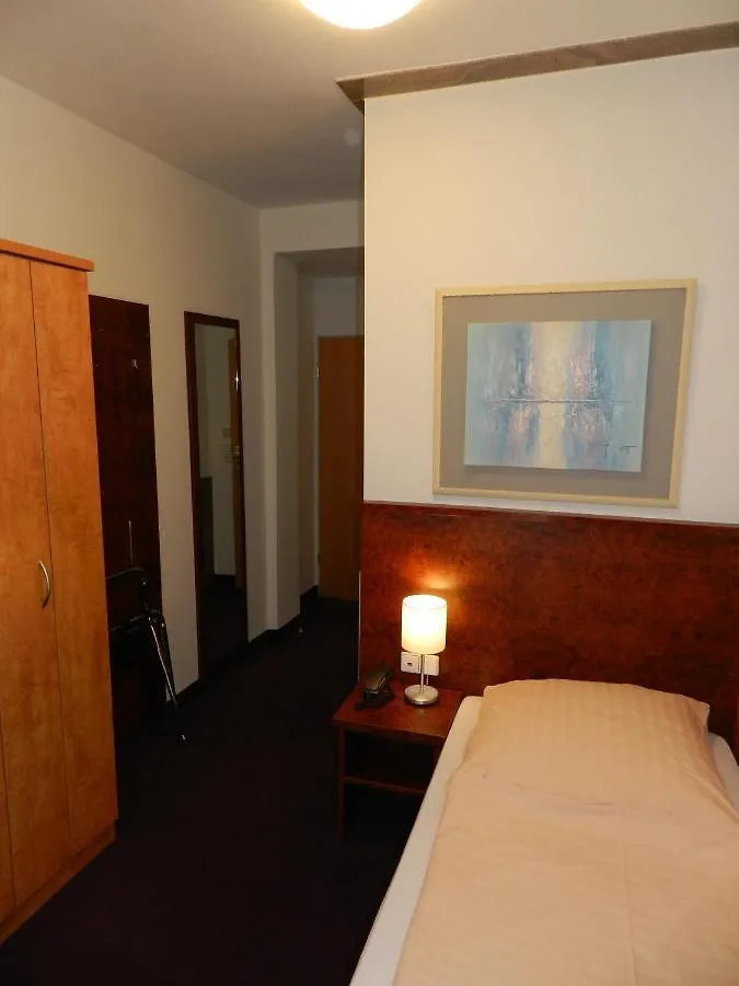 Breslauer Hof Am Dom Otel Köln Almanya